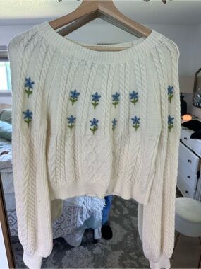 Cider Cream Cable-Knit Sweater with Blue Floral Embroidery